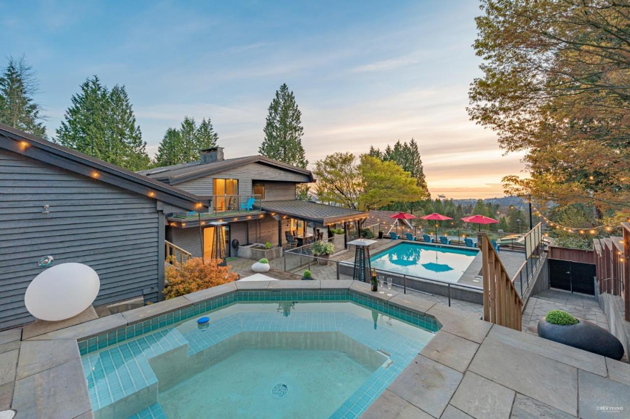 Grouse Cheerful Large Private Bedroom, Bath, Shared Deck, Pool, Hot Tub North Vancouver Eksteriør bilde